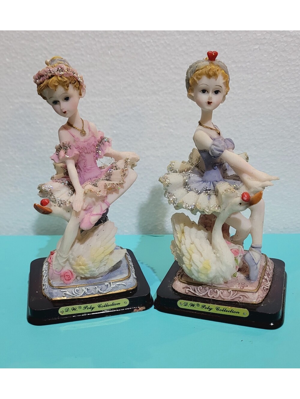 D.W. POLY FIGURINES  2 BALLET PINK & BLUE TUTU DANCERS WITH SWAN